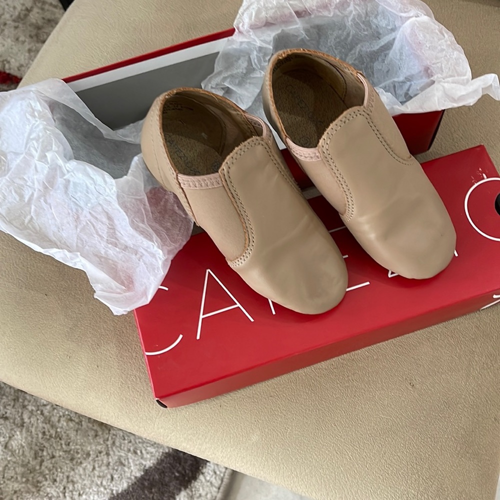 New capezio little girls hip hop shoes